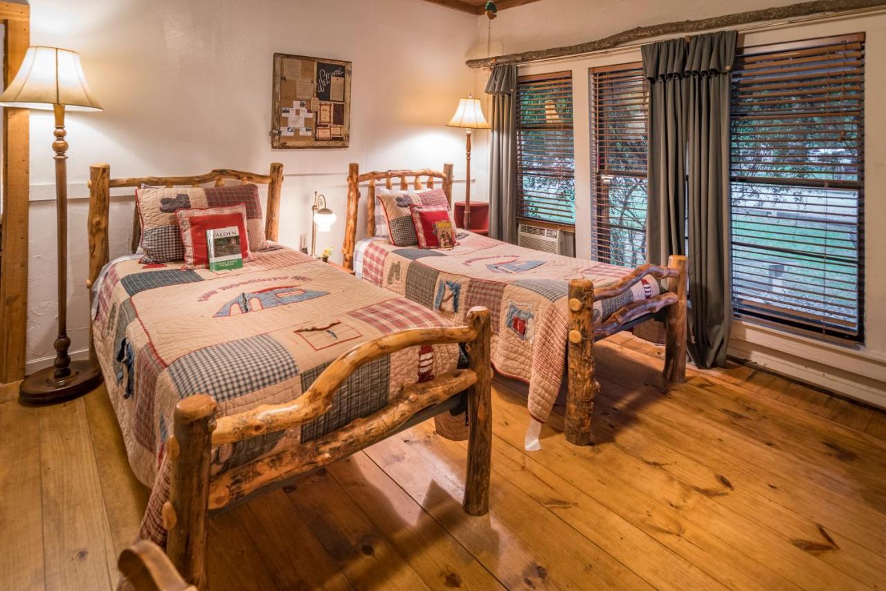 Country Woods Inn Glen Rose Luaran gambar